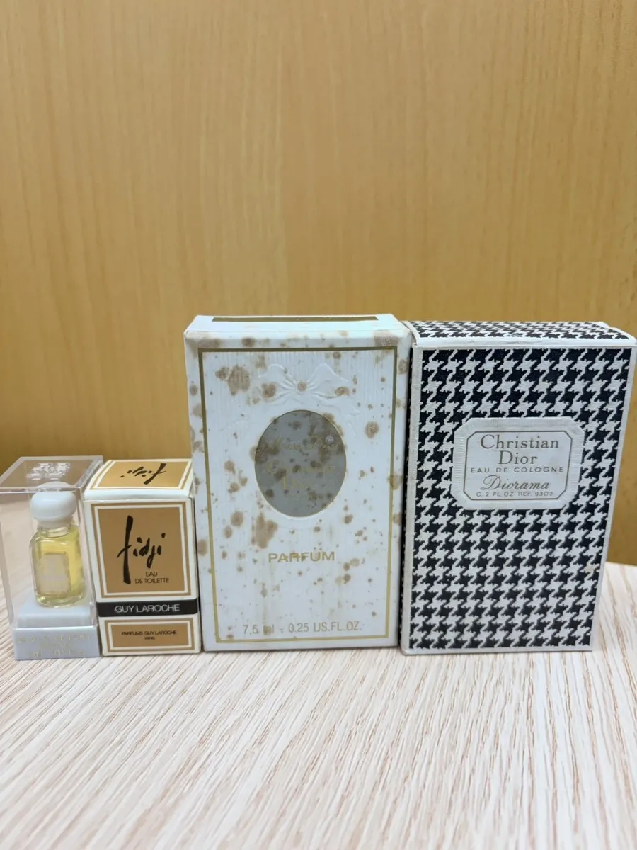 Item photo
