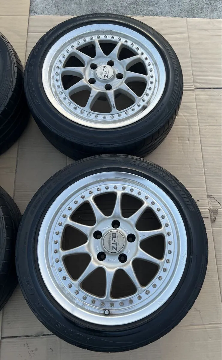 Item photo