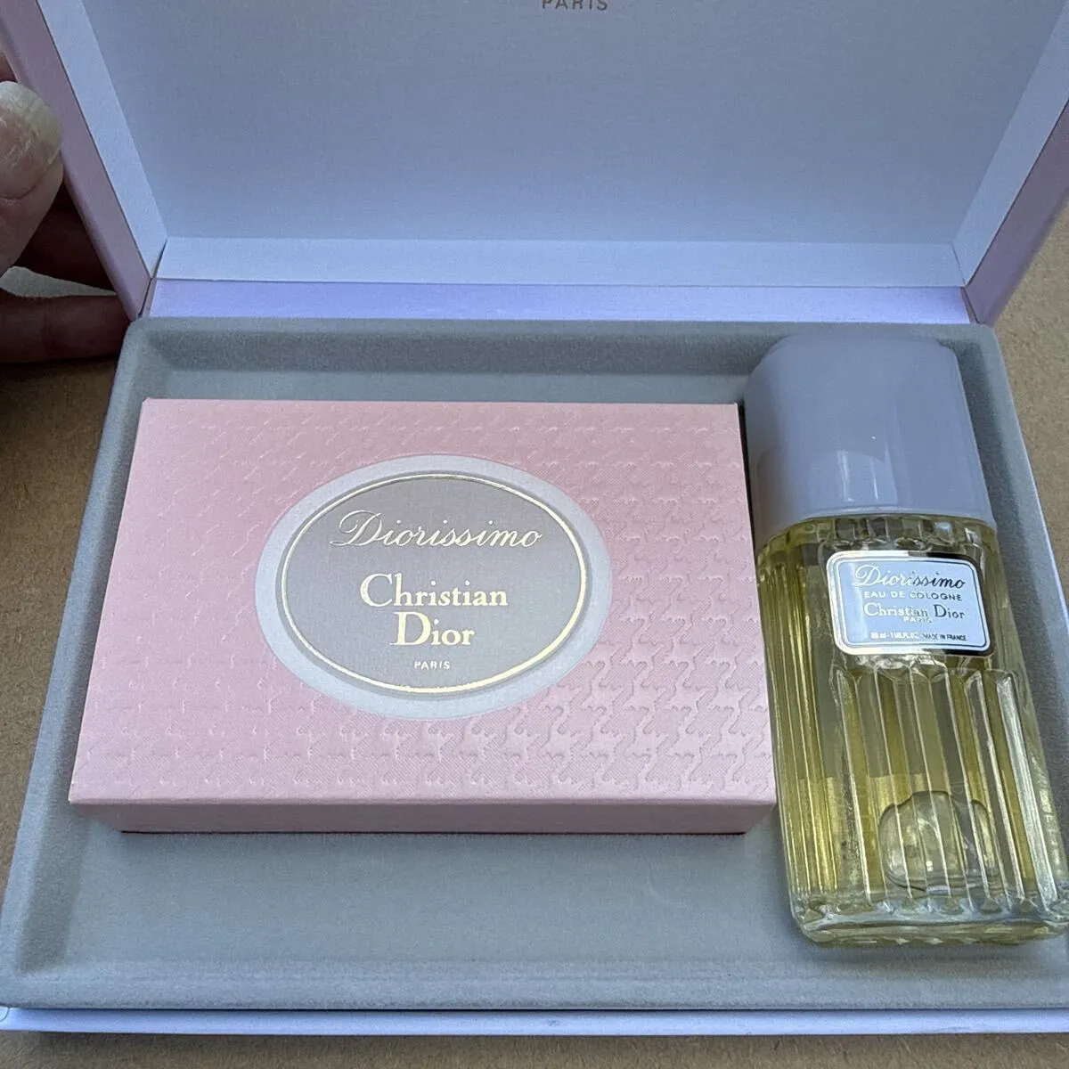 Item photo