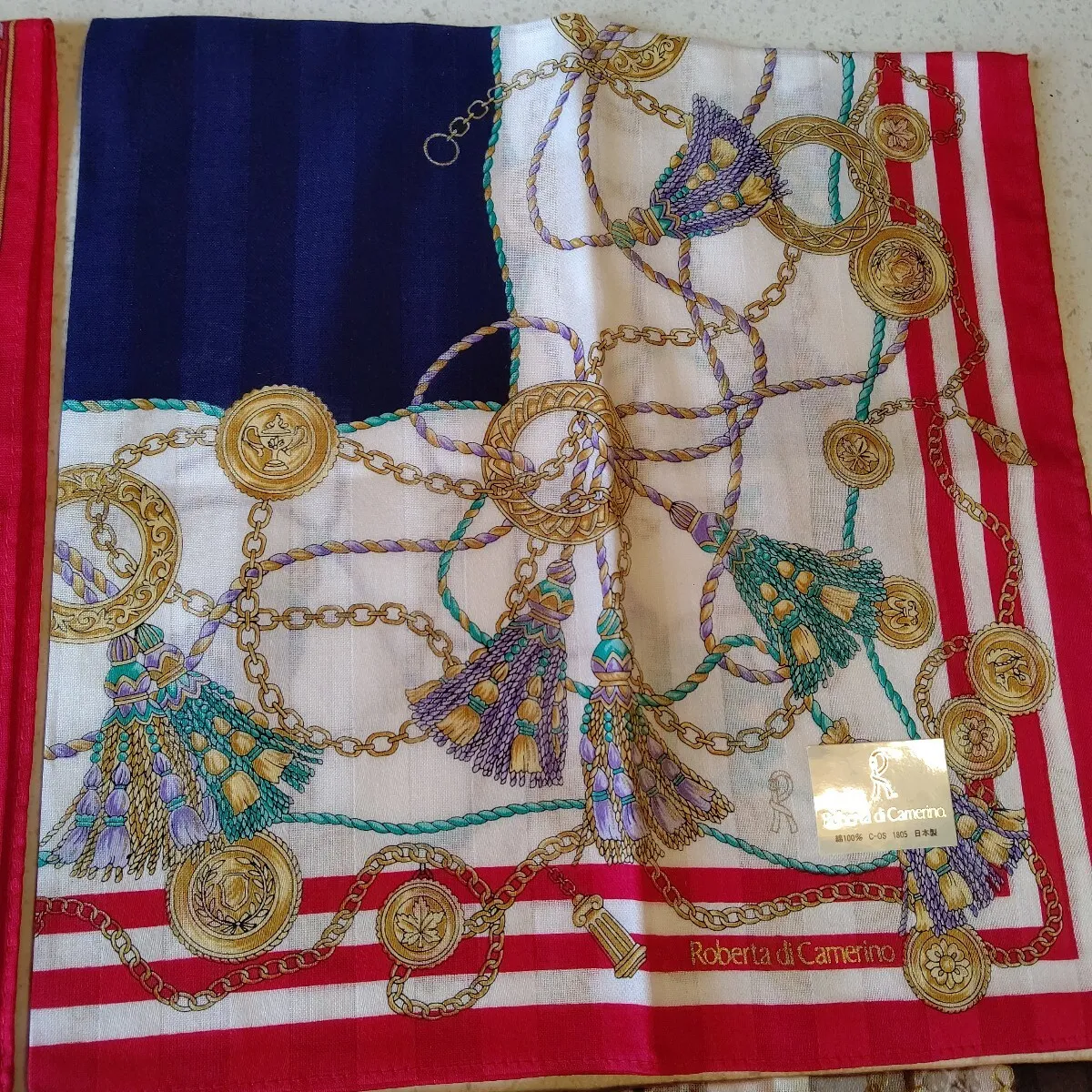 Item photo