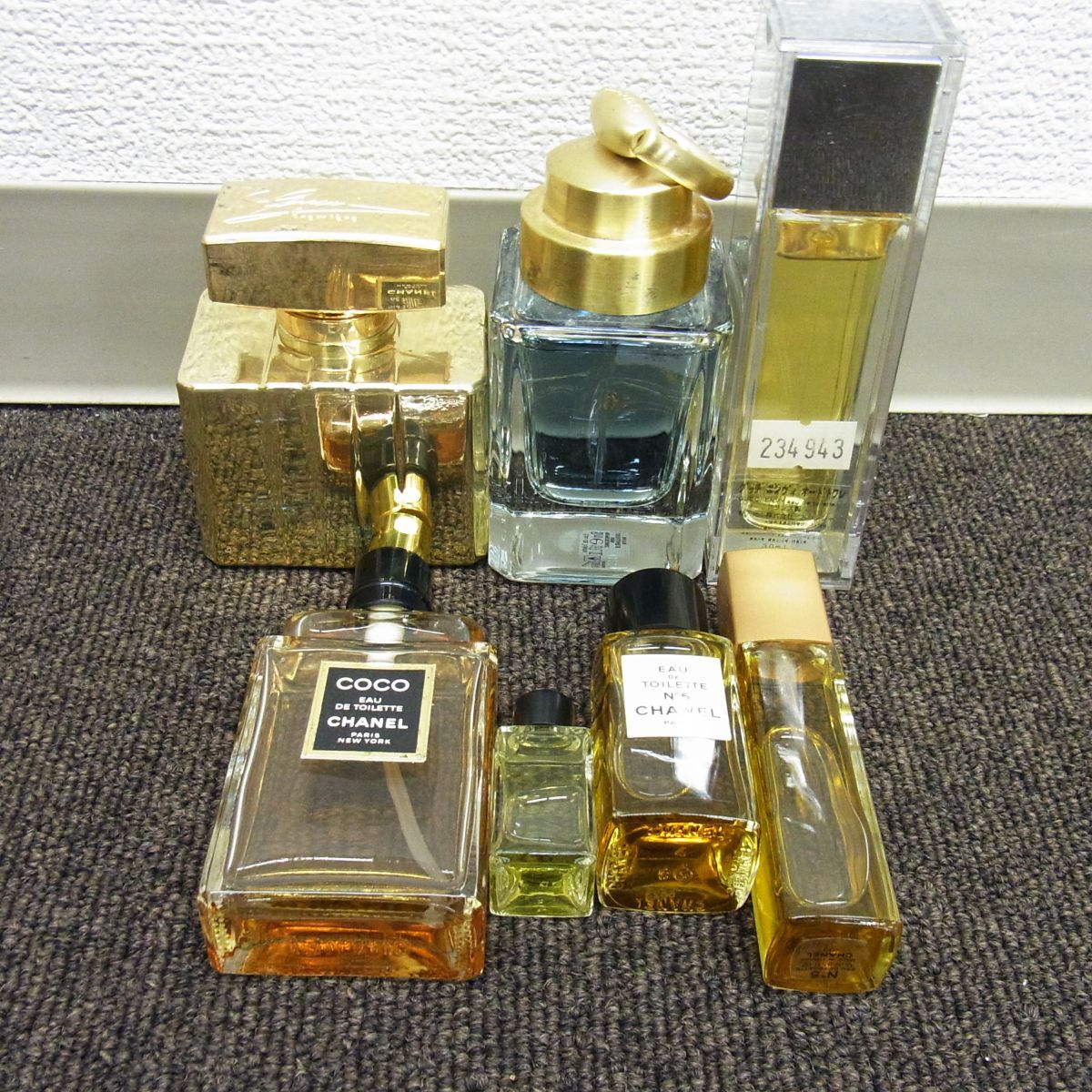 Item photo