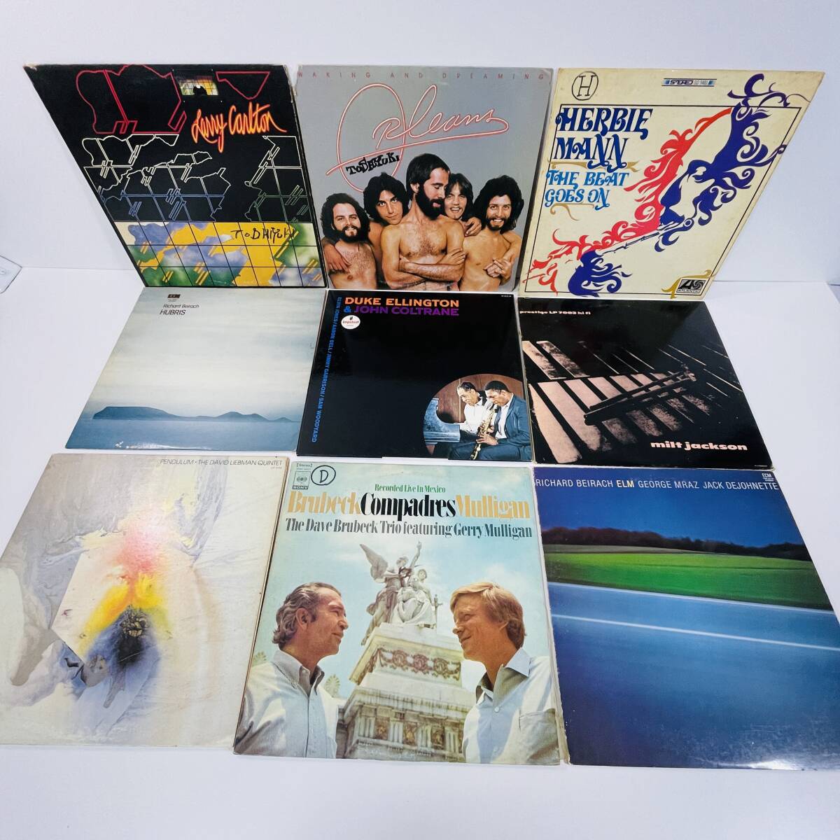 Item photo