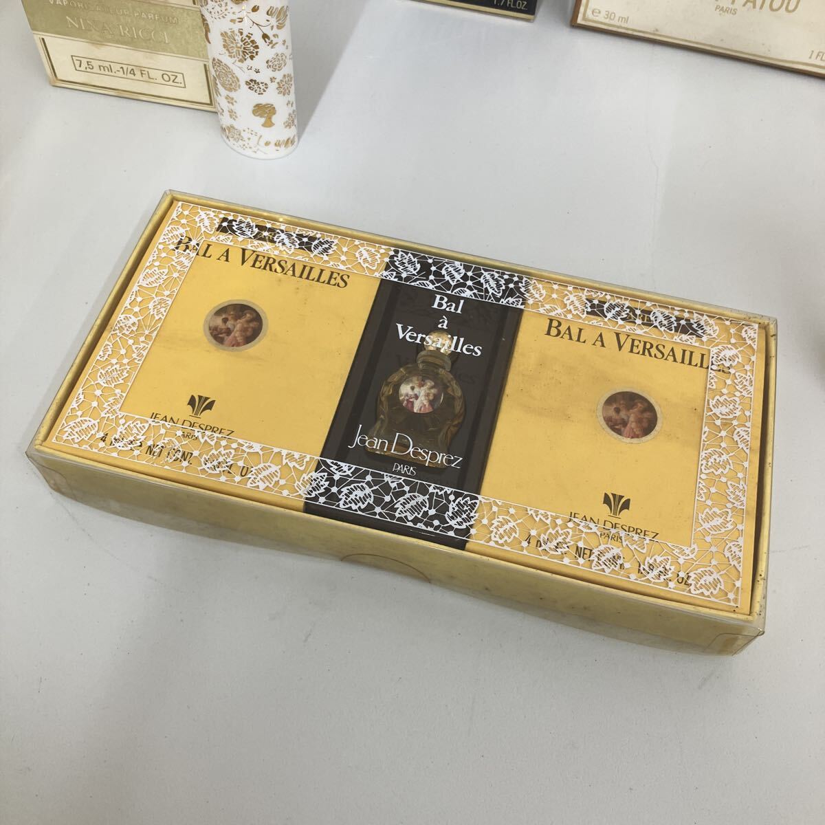 Item photo