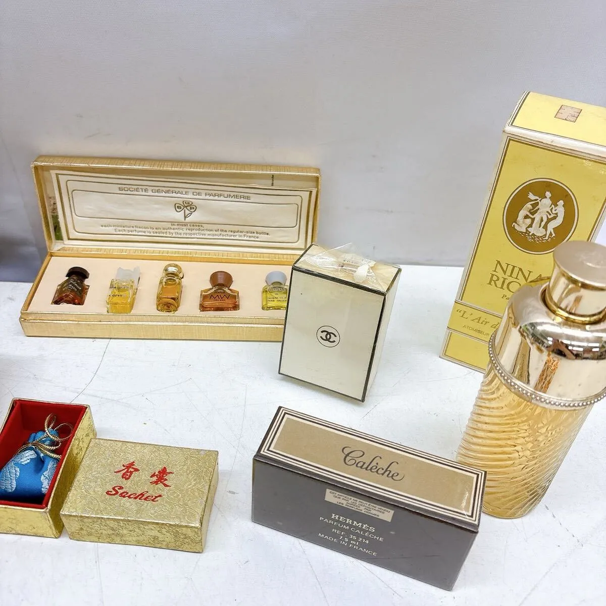Item photo