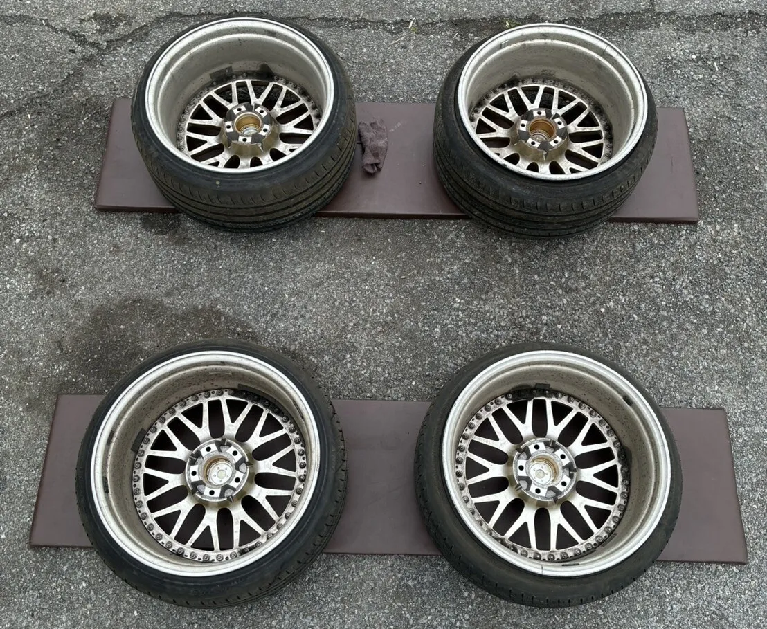 Item photo