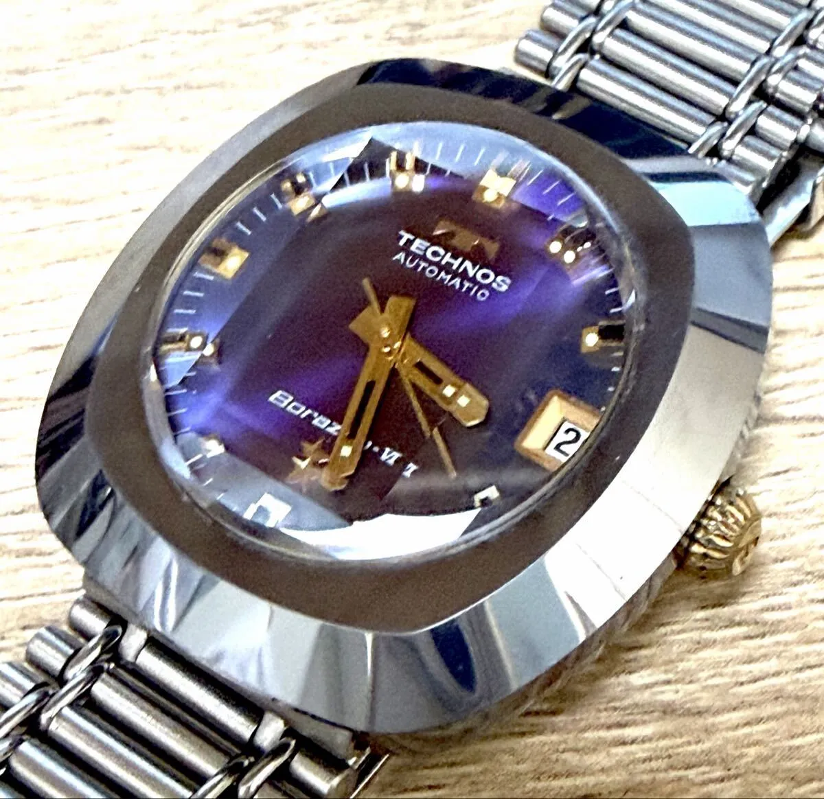 Item photo